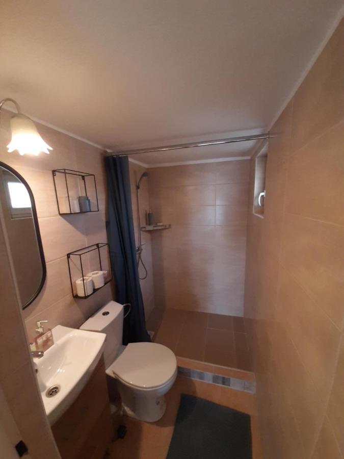 Grapeline Guesthouse Chotin Εξωτερικό φωτογραφία