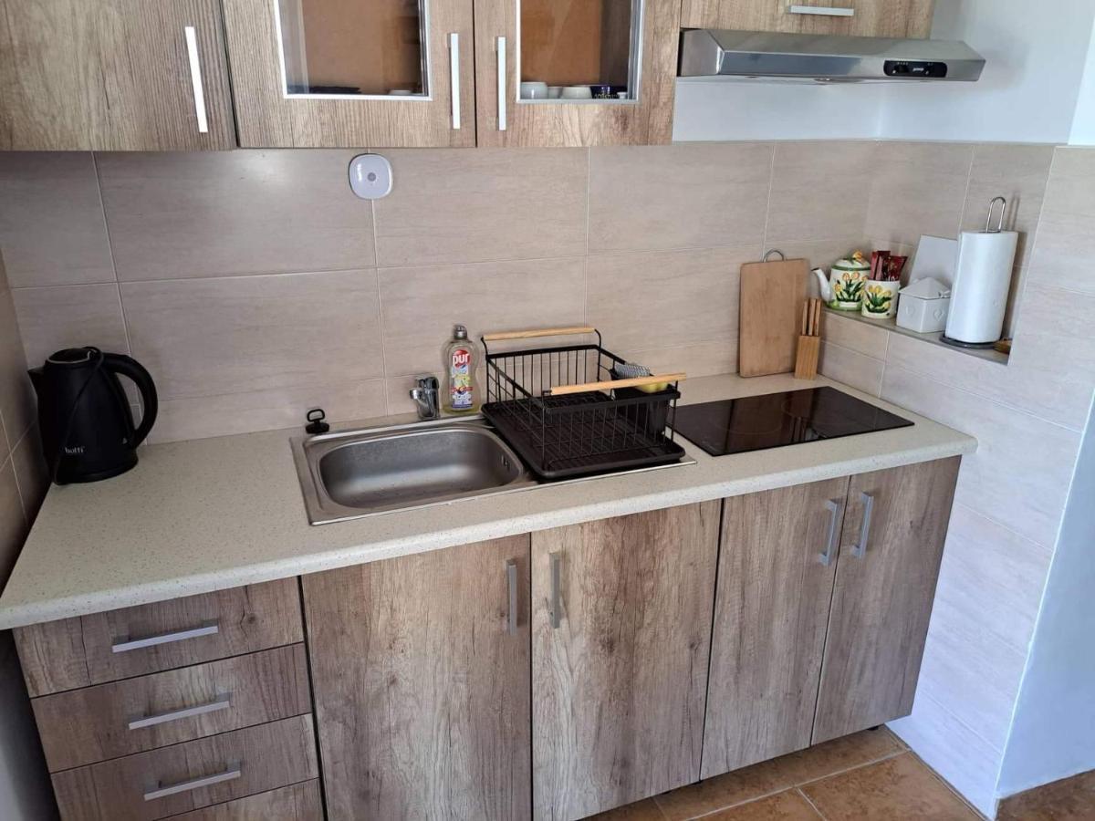 Grapeline Guesthouse Chotin Εξωτερικό φωτογραφία