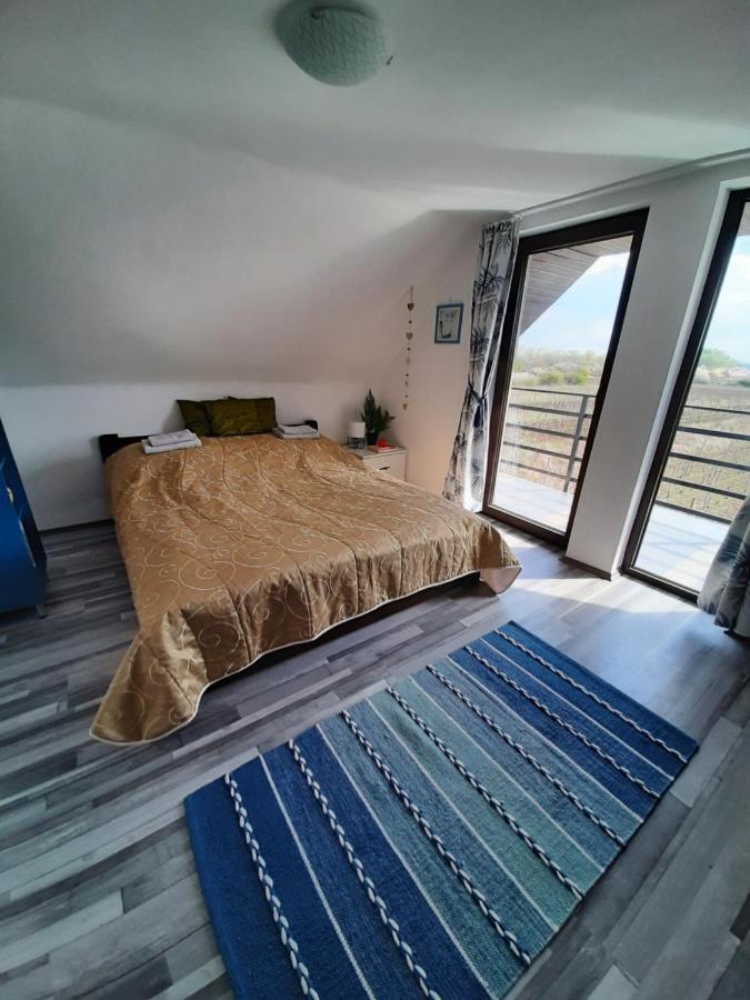 Grapeline Guesthouse Chotin Εξωτερικό φωτογραφία